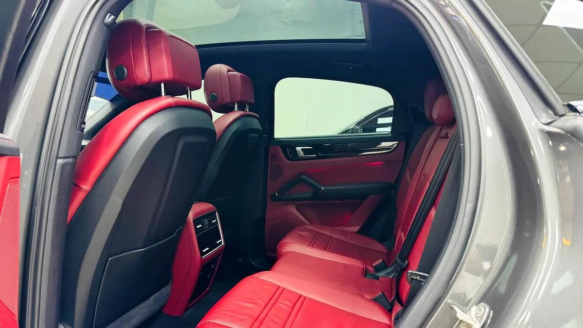 2020 Porsche Cayenne Coupe Gcc 1st Owner With Service History-5-5