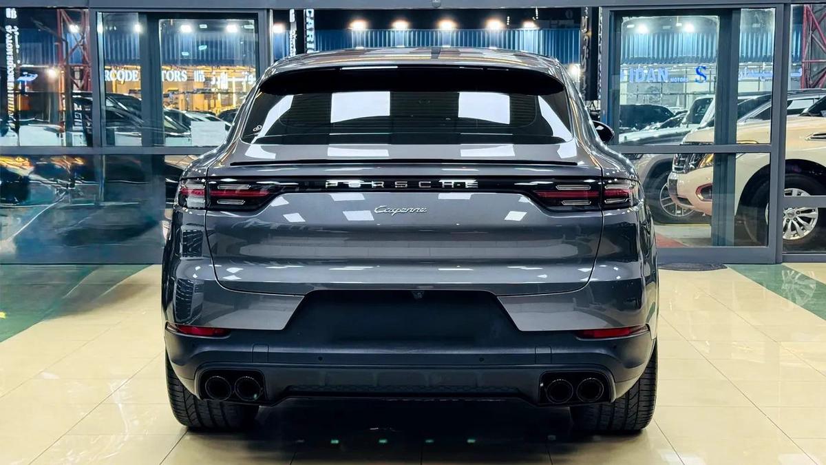 2020 Porsche Cayenne Coupe Gcc 1st Owner With Service History-13-13