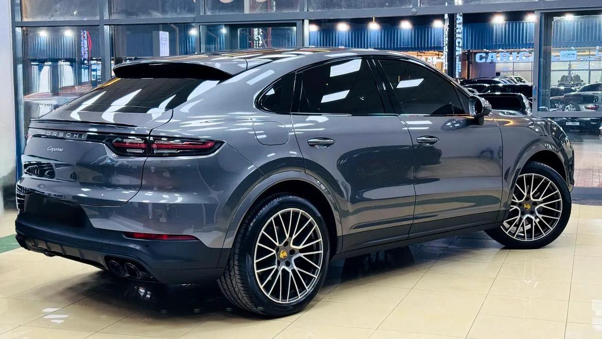 2020 Porsche Cayenne Coupe Gcc 1st Owner With Service History-11-11