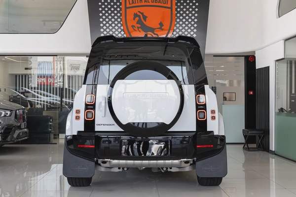 Land Rover Defender | 110 X-Dynamic HSE P400 | GCC Specs | 2026 (Export)