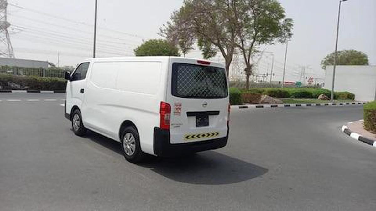 NISSAN URVAN 2020-6-6