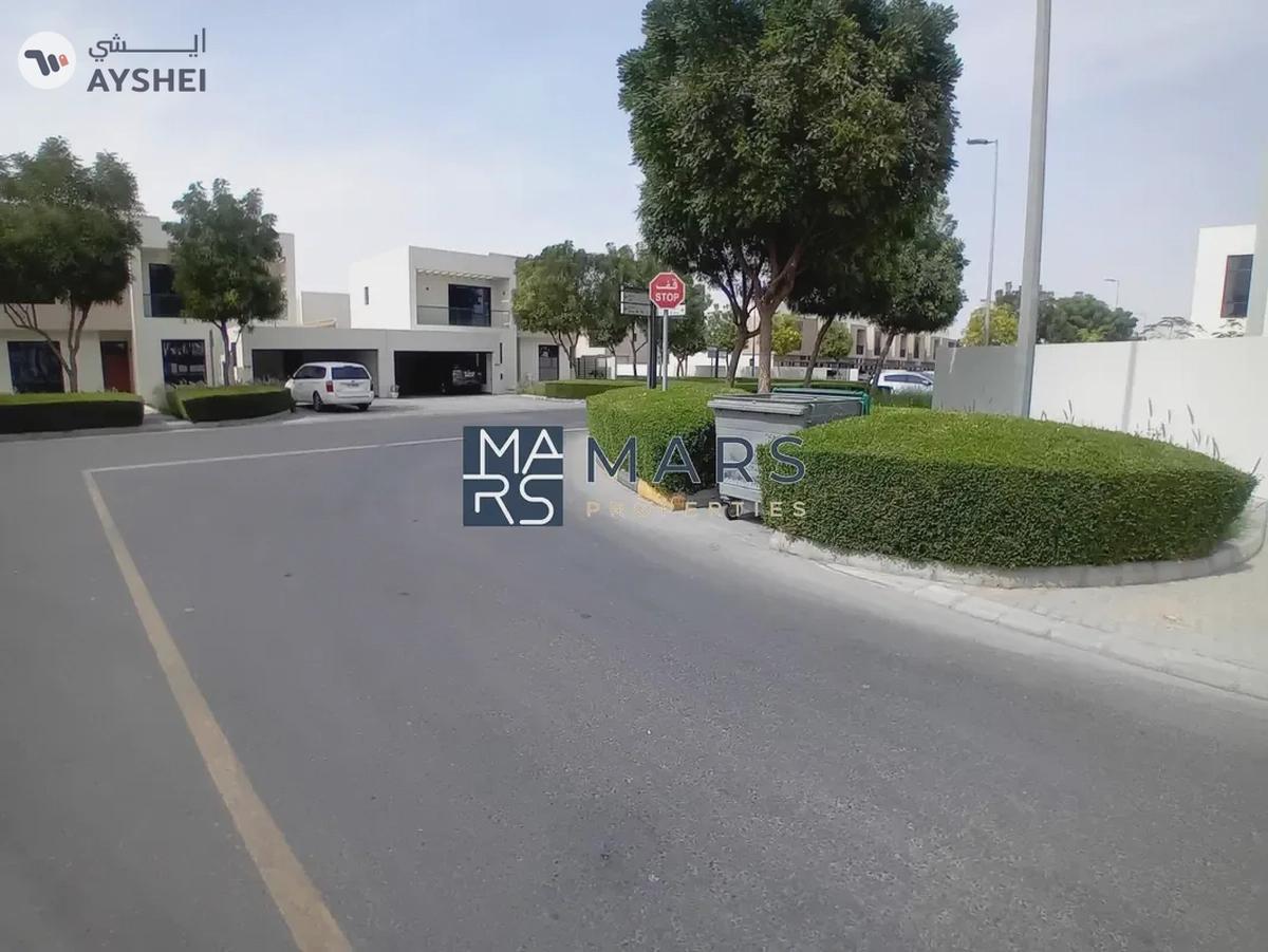 Modern Family Living | Townhouse with Premium Amenities-2-2