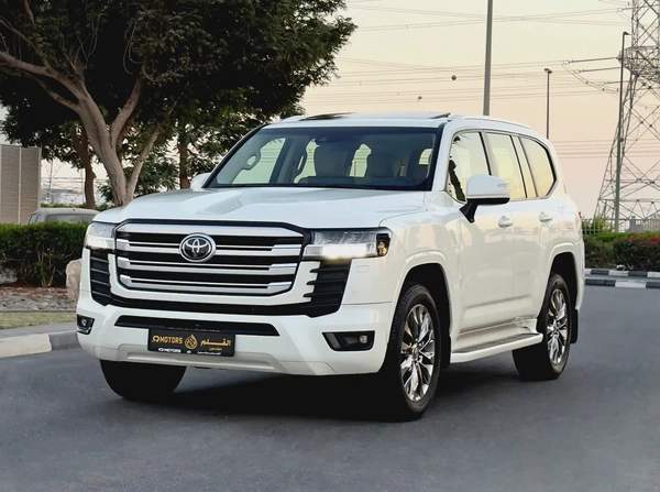 2024 Toyota Land Cruiser GXR 4.0l V6, Dealer Warranty, GCC Specifications