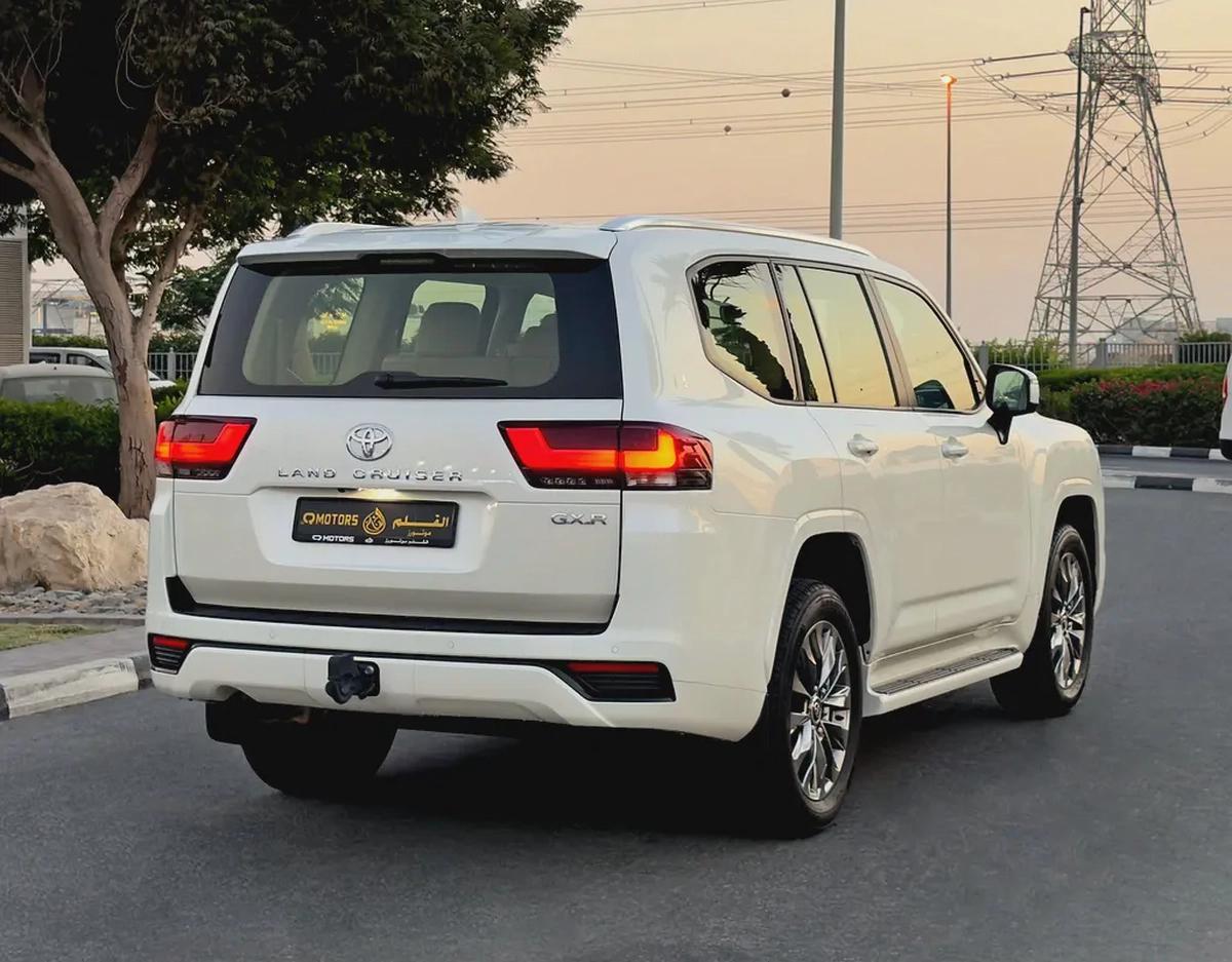 2024 Toyota Land Cruiser GXR 4.0l V6, Dealer Warranty, GCC Specifications-6-6