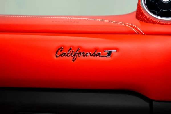 2016 FERRARI CALIFORNIA T | VERY LOW MILEAGE | HANDLING SPECIALE | CARBON LED STEERING |