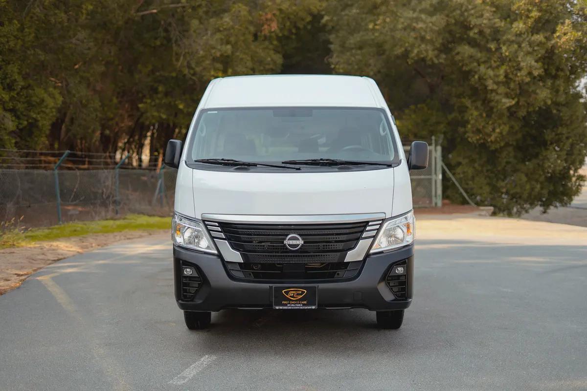 High-Roof 13-Seater Passenger Van | Automatic | GCC Specs | Ref#N85175-4-4