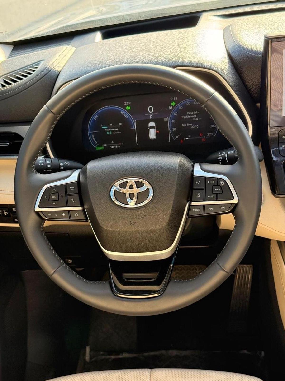 Toyota Highlander Hybrid Platinum 2.5L // panoramic, 360 Camera // head up display full option 2024-9-9