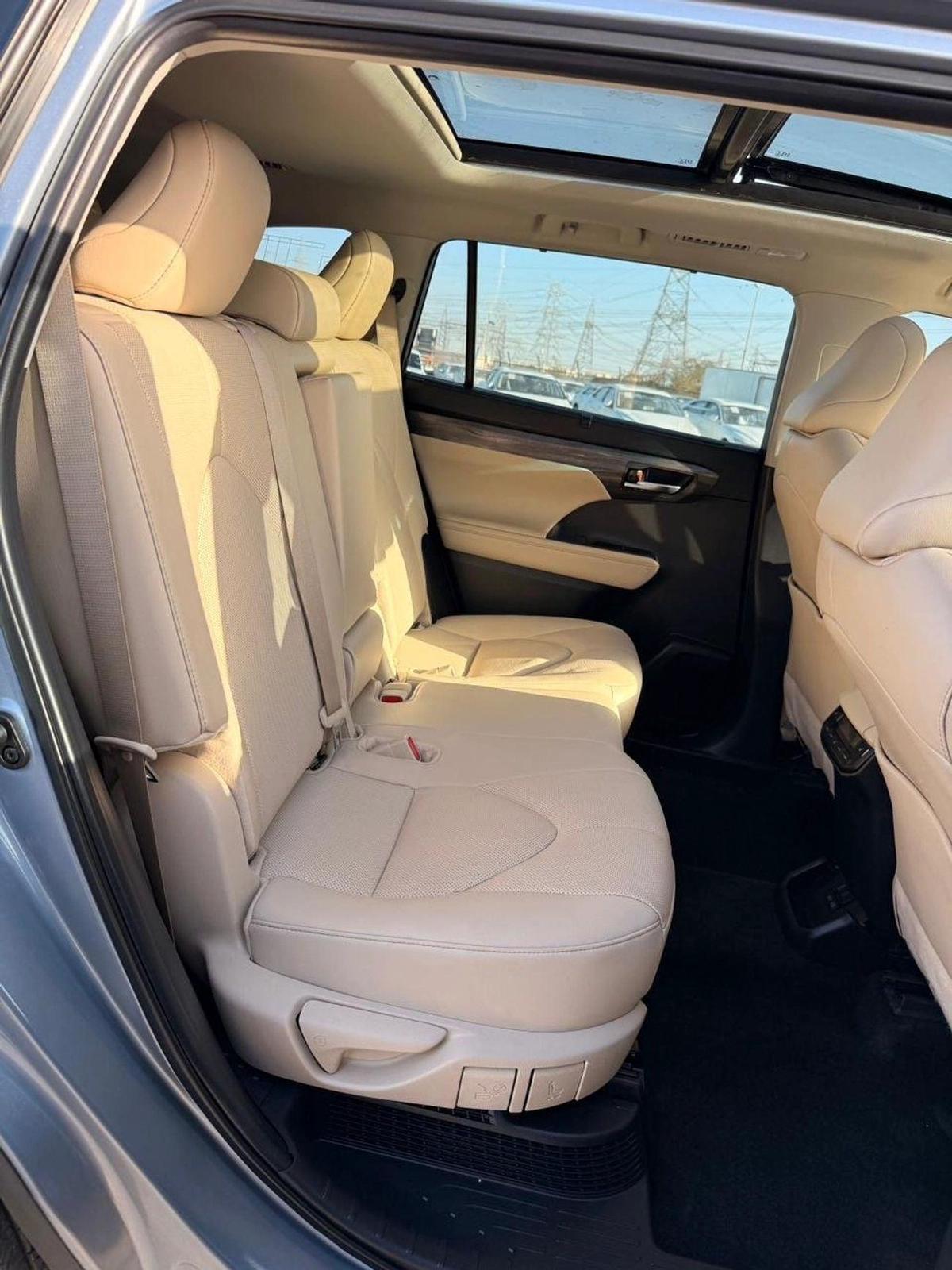 Toyota Highlander Hybrid Platinum 2.5L // panoramic, 360 Camera // head up display full option 2024-18-18