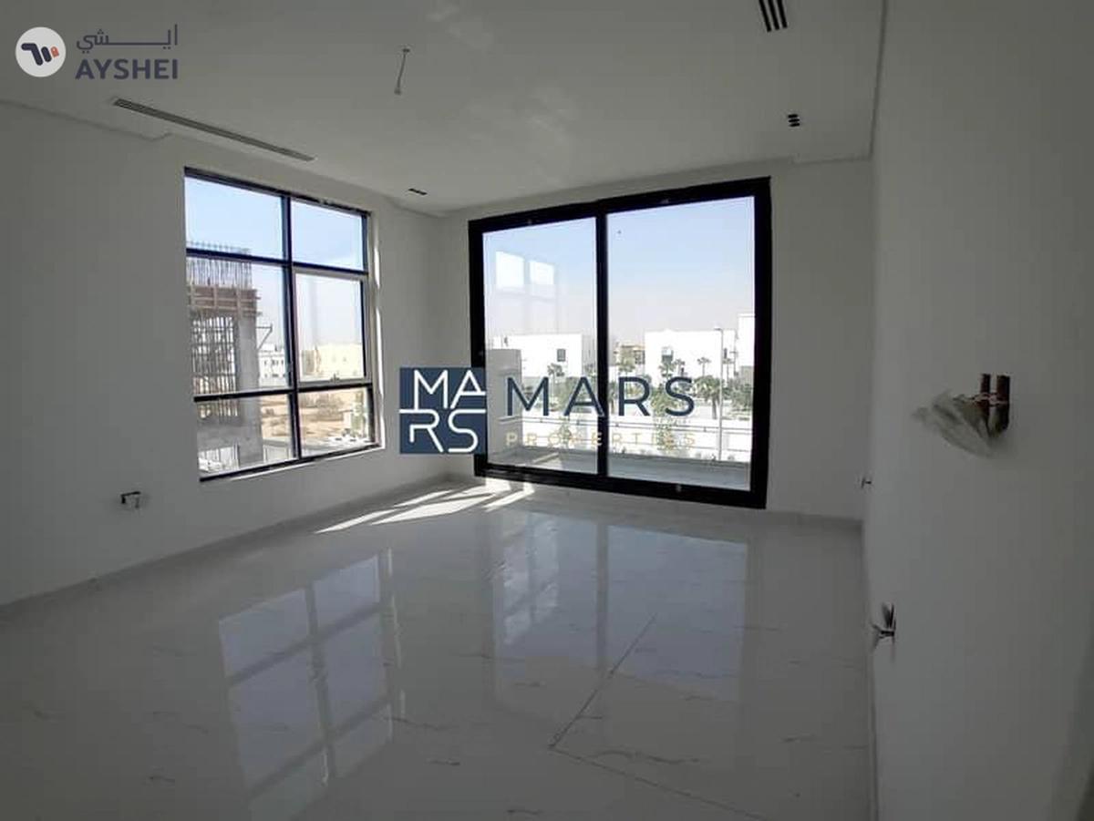 Timeless Elegance: A Luxurious Villa Built to Endure-7-7