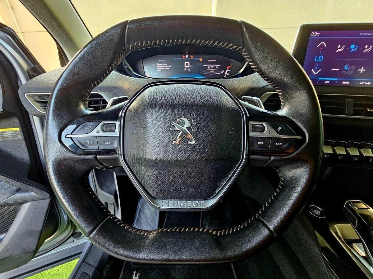 Peugeot 3008 / 1.6 V4/ ORIGINAL PAINT/ SINGLE OWNER/ LOW KMS-3-3