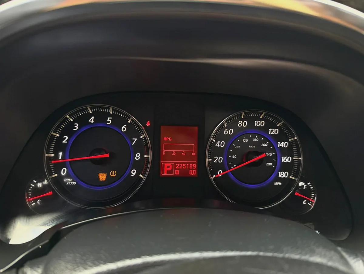 Infiniti FX35 2009, American Specs-11-11