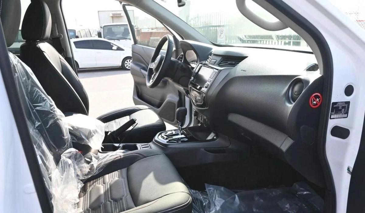 Nissan Navara 2.5 DIESEL PRO4X 4X4 AT 2025-16-16