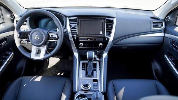 Mitsubishi Montero Sport Brand New 2026 Mitsubishi Montero Sport GLS (H61) 3.0L 6-Cylinder SUV – GCC Specs | Export Ready