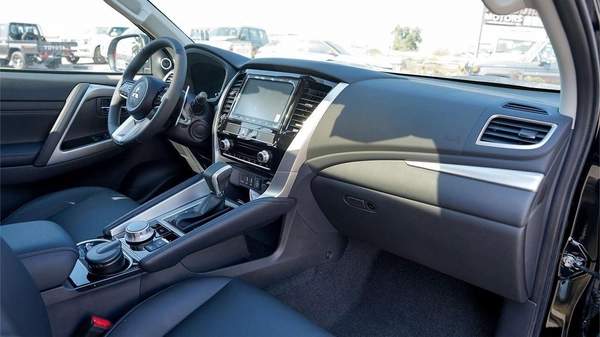 Mitsubishi Montero Sport Brand New 2026 Mitsubishi Montero Sport GLS (H61) 3.0L 6-Cylinder SUV – GCC Specs | Export Ready