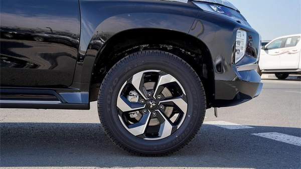 Mitsubishi Montero Sport Brand New 2026 Mitsubishi Montero Sport GLS (H61) 3.0L 6-Cylinder SUV – GCC Specs | Export Ready