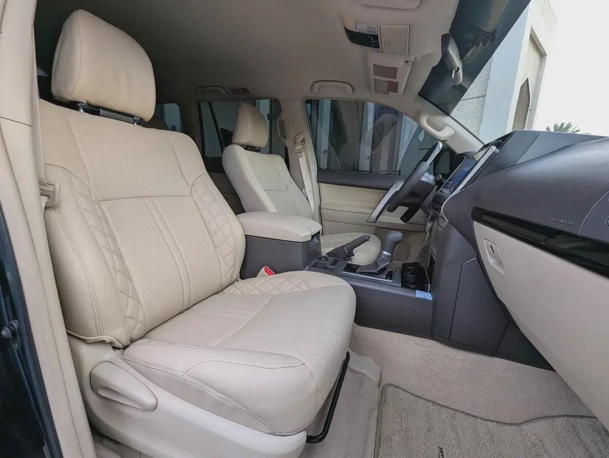 Toyota Prado TXL 2023 - GCC Specs - V4 2.7L - Accident free In excellent condition-6-6