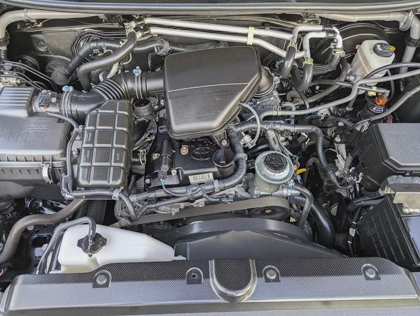 Toyota Prado TXL 2023 - GCC Specs - V4 2.7L - Accident free In excellent condition