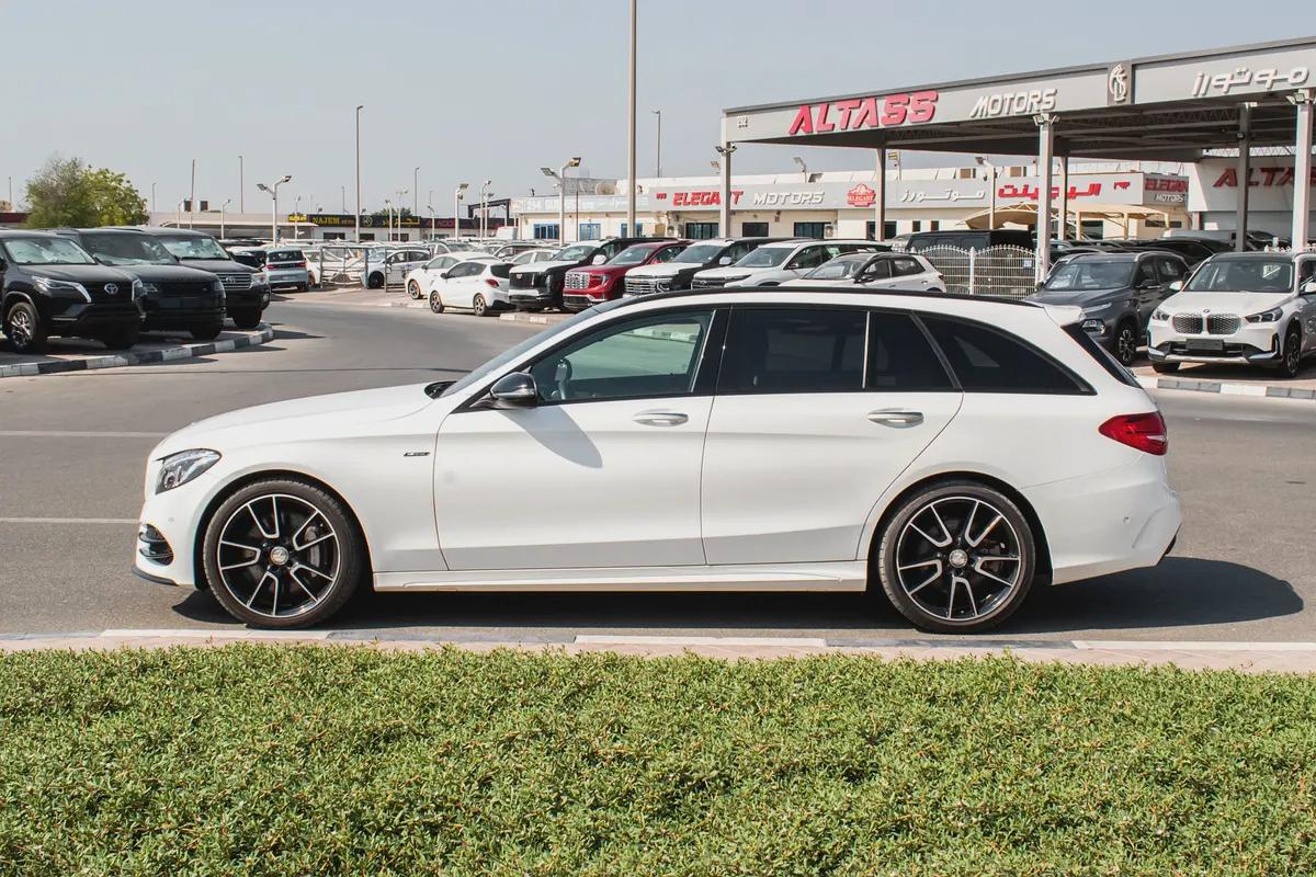 2016 - BENZ C450 STATION - SUPER CLEAN - LIKE NEW - ONLY 25,000 KM-4-4