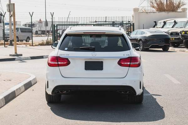2016 - BENZ C450 STATION - SUPER CLEAN - LIKE NEW - ONLY 25,000 KM