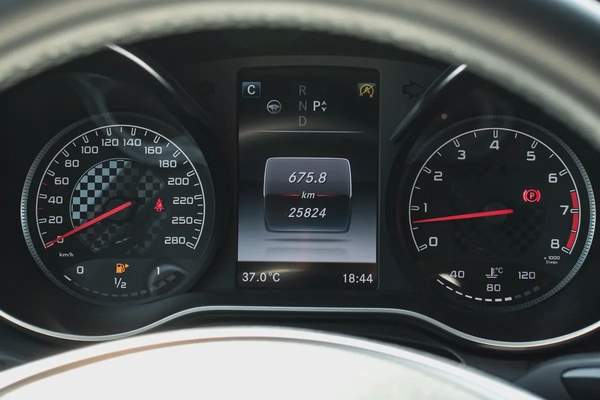 2016 - BENZ C450 STATION - SUPER CLEAN - LIKE NEW - ONLY 25,000 KM