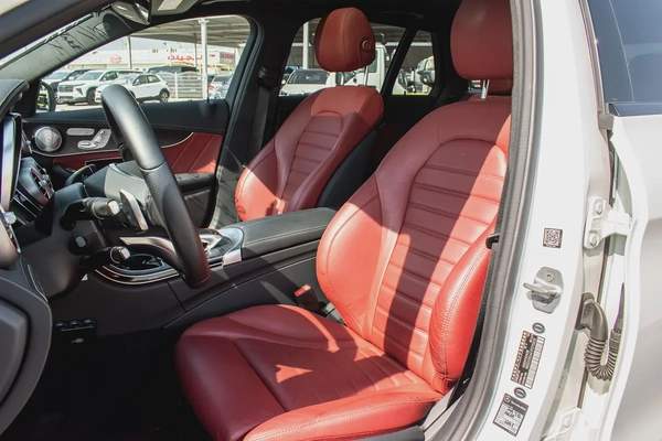 2016 - BENZ C450 STATION - SUPER CLEAN - LIKE NEW - ONLY 25,000 KM