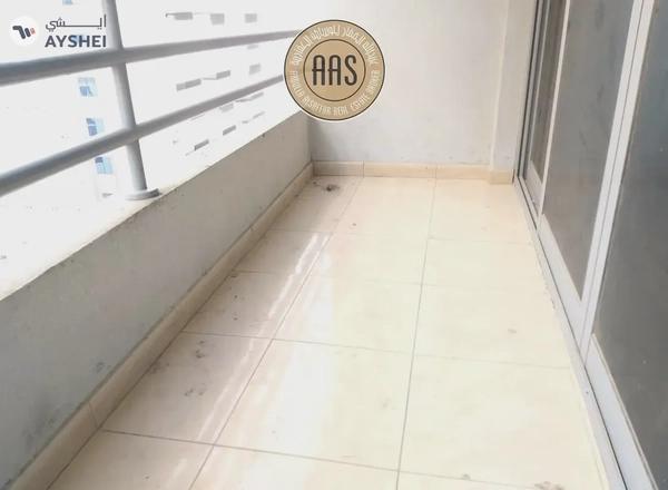 Front of bus stop huge 1bhk with Balcony Wardrobes