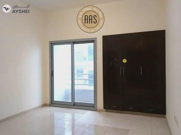 Front of bus stop huge 1bhk with Balcony Wardrobes