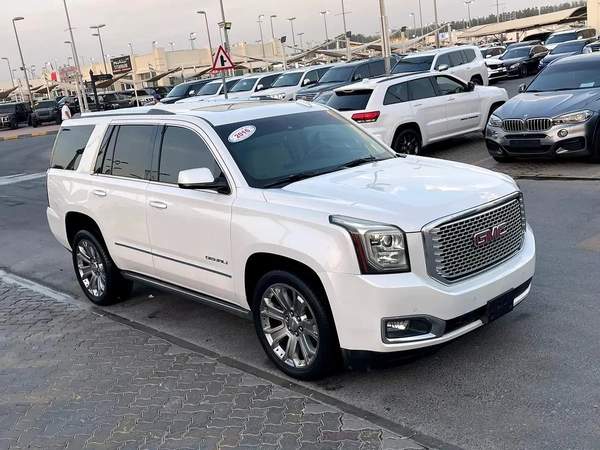 GMC Yukon Denali 2016 GCC Specs - Excellent Condition