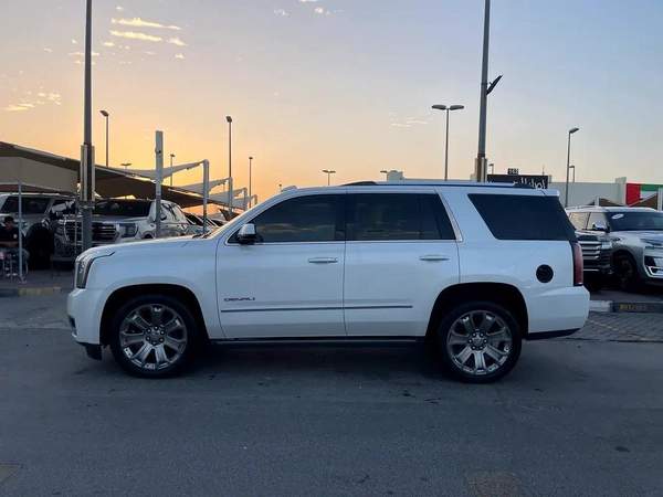 GMC Yukon Denali 2016 GCC Specs - Excellent Condition