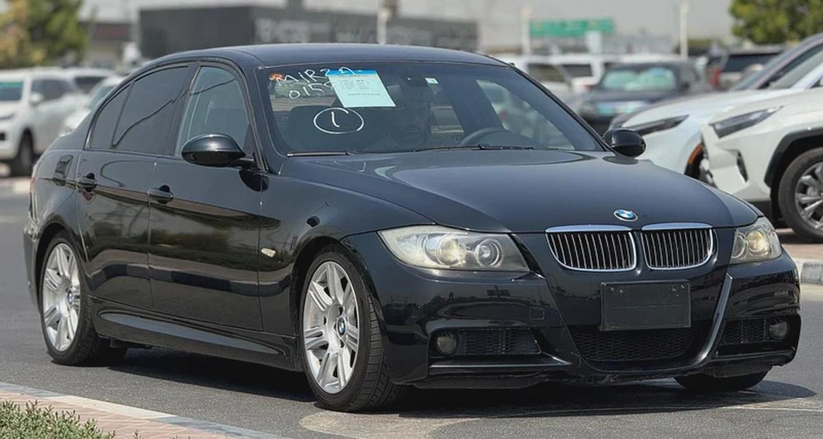 BMW | 323i | 2006 | ONLY | 80622 KM | JAPAN IMPORT | CLEAN TITLE-3-3