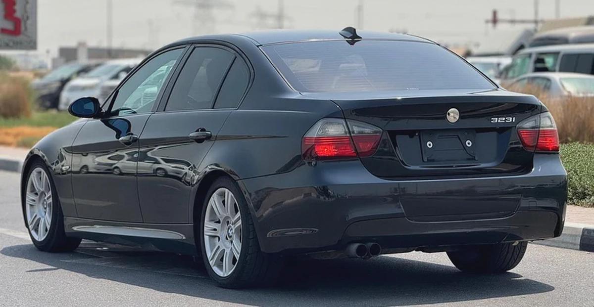 BMW | 323i | 2006 | ONLY | 80622 KM | JAPAN IMPORT | CLEAN TITLE-4-4