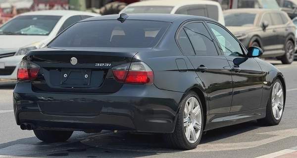 BMW | 323i | 2006 | ONLY | 80622 KM | JAPAN IMPORT | CLEAN TITLE