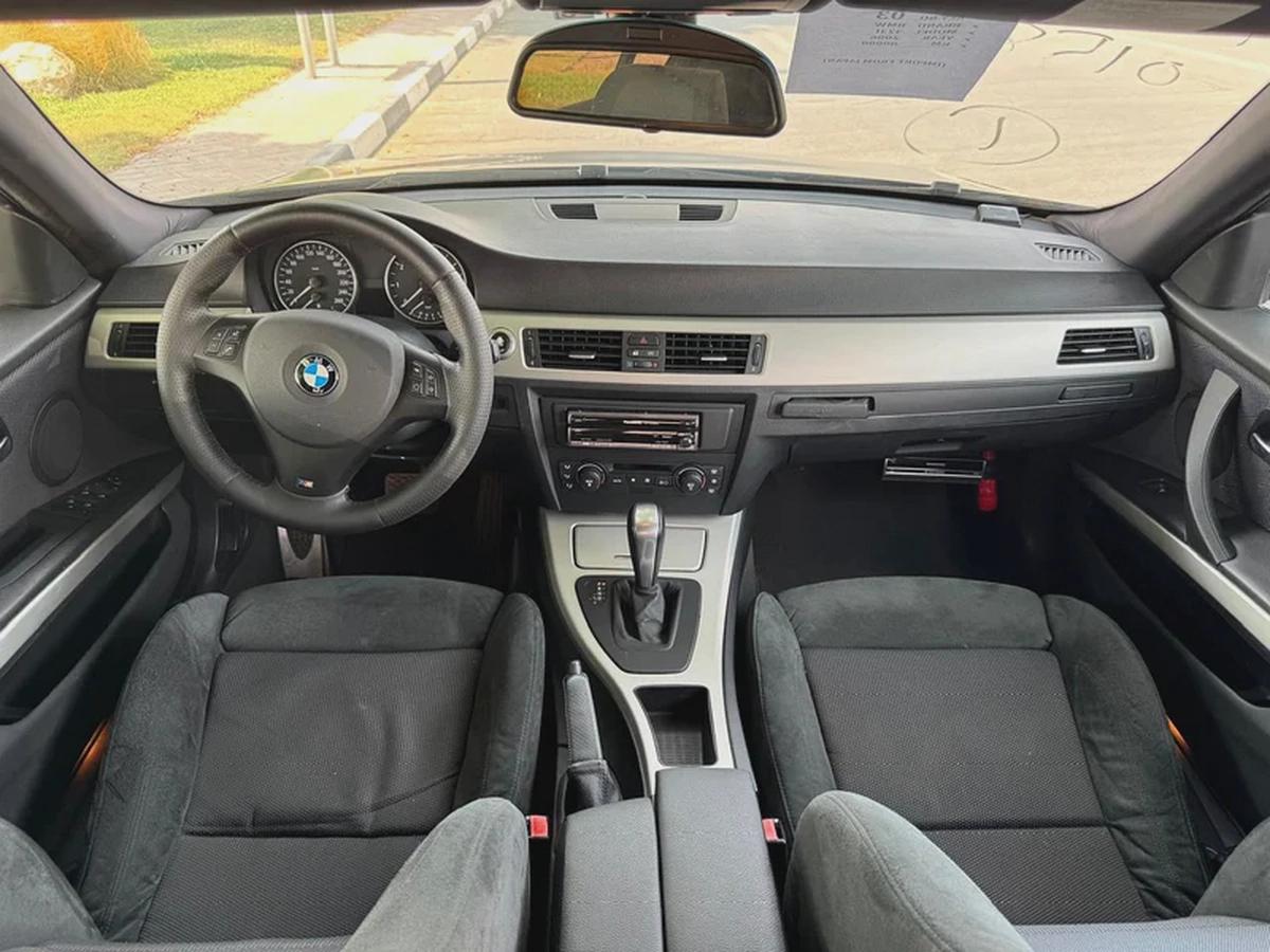 BMW | 323i | 2006 | ONLY | 80622 KM | JAPAN IMPORT | CLEAN TITLE-8-8