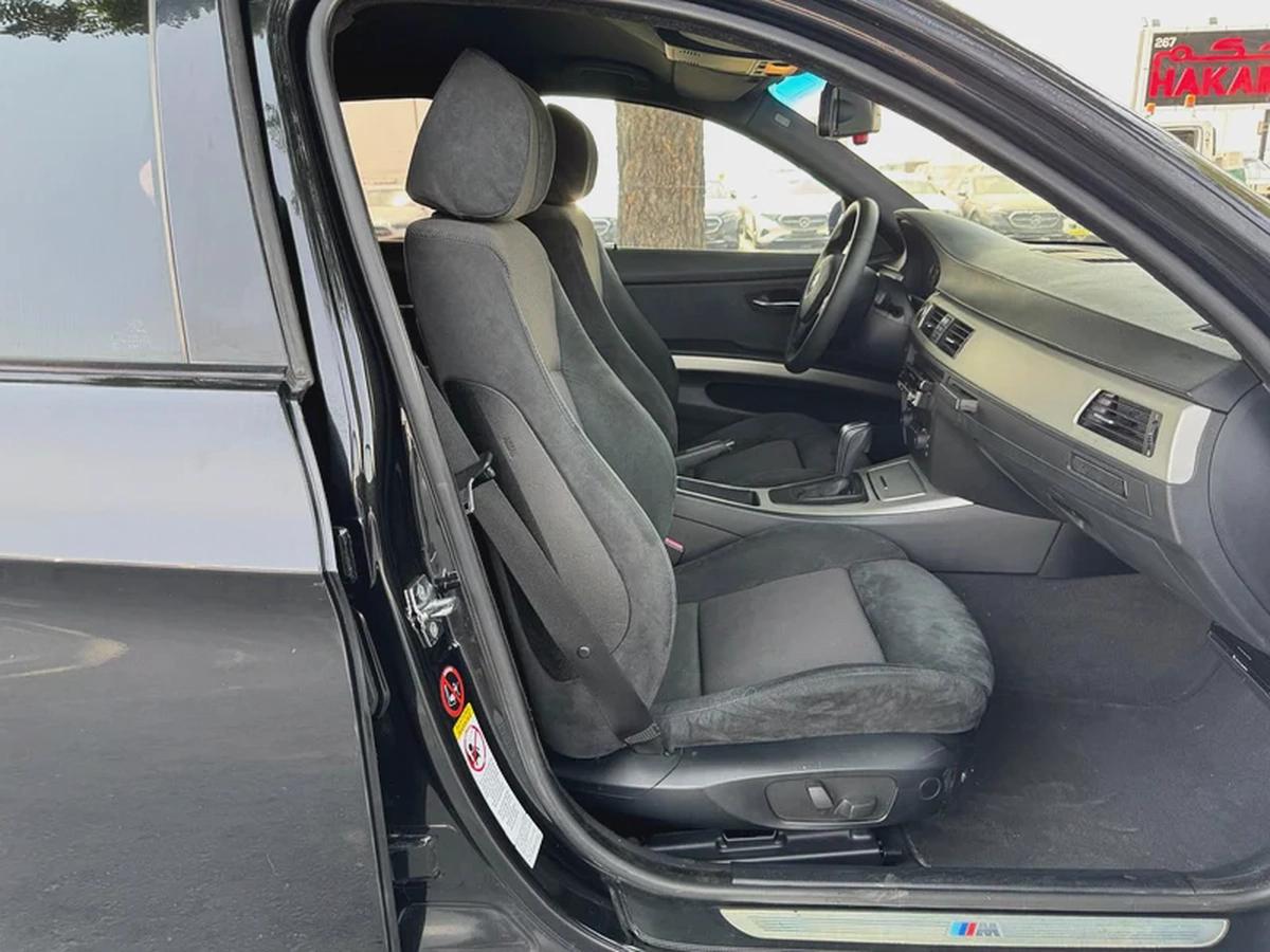 BMW | 323i | 2006 | ONLY | 80622 KM | JAPAN IMPORT | CLEAN TITLE-12-12