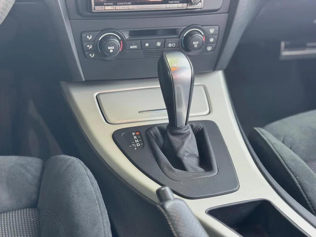 BMW | 323i | 2006 | ONLY | 80622 KM | JAPAN IMPORT | CLEAN TITLE-17-17