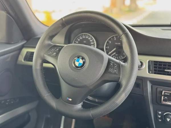 BMW | 323i | 2006 | ONLY | 80622 KM | JAPAN IMPORT | CLEAN TITLE