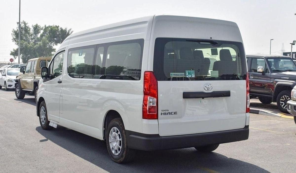 Toyota Hiace Toyota Haice 3.5 passenger 13 seater Model 2025-12-12