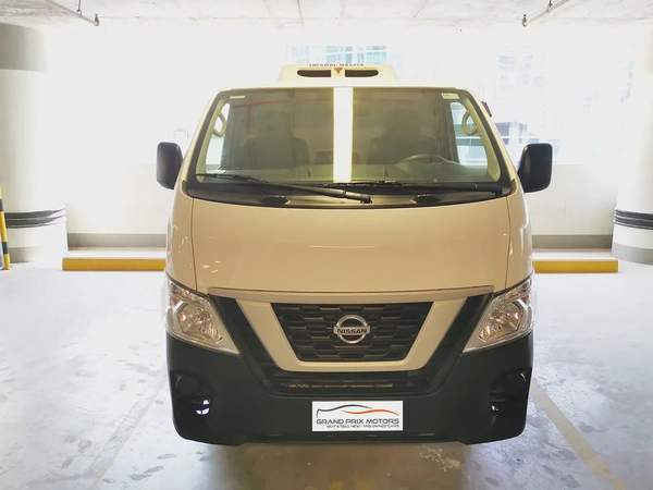 Nissan Urvan NV350 3Seater V4 2.5 Chiller Van 2022 Model GCC Specs In Perfect Condition