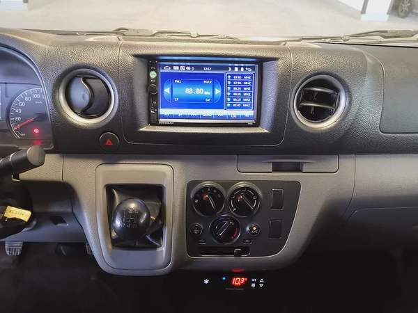 Nissan Urvan NV350 3Seater V4 2.5 Chiller Van 2022 Model GCC Specs In Perfect Condition