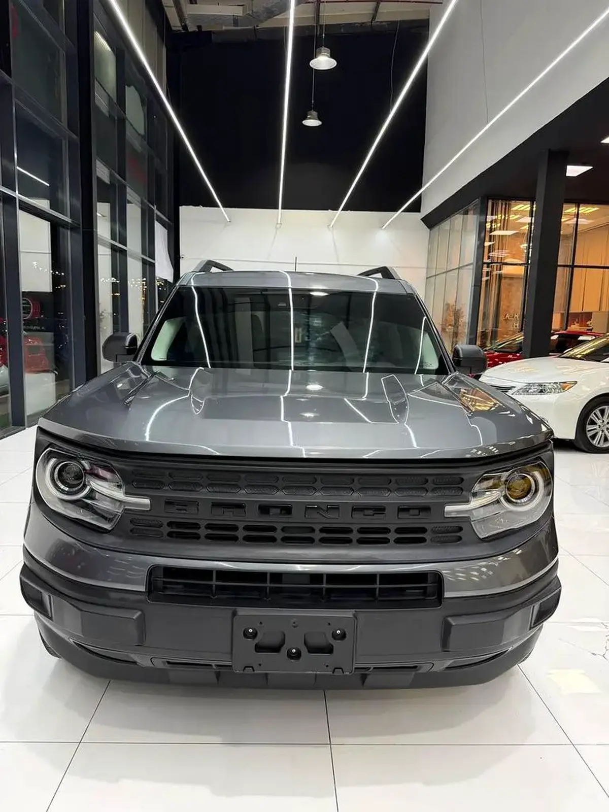 Ford Bronco Sports-8-8