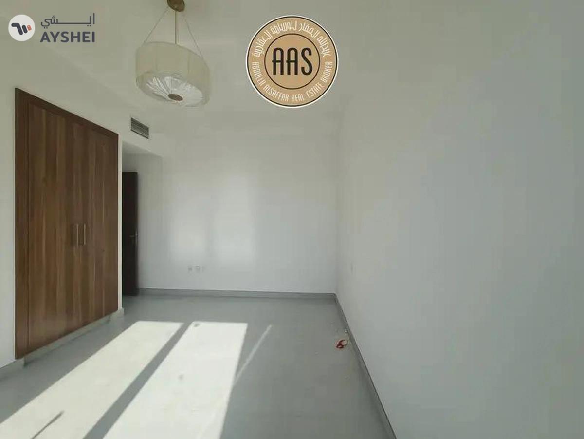 In prime location luxurious brand new 2bhk with all amenities-4-4