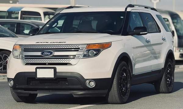FORD EXPLORER | 2014 | XLT ECO BOOST | 7 SEATS | MINT CONDITION | FRESH JAPAN IMPORT