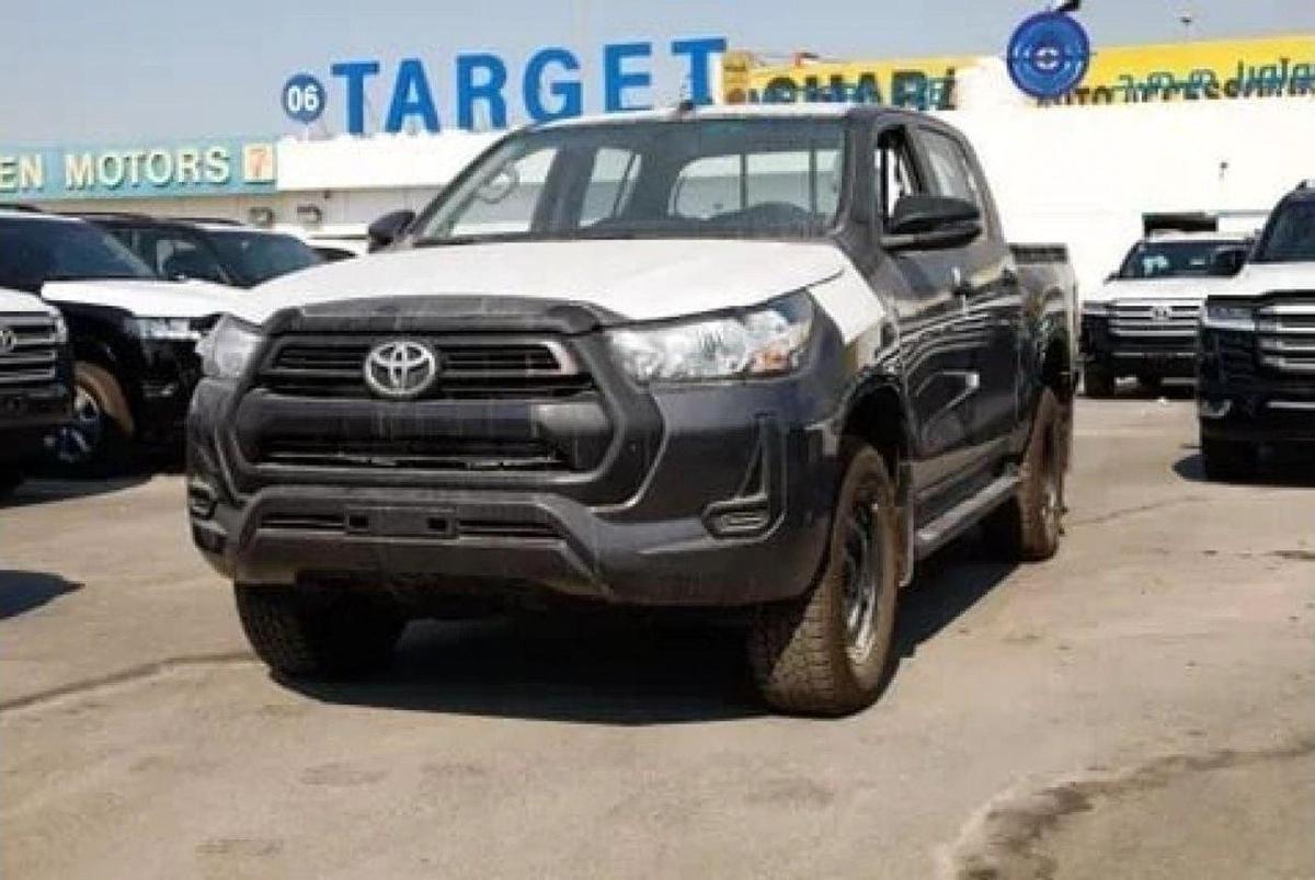 Toyota Hilux Toyota hilux mid option 2.4L diesel MY2025-0-0