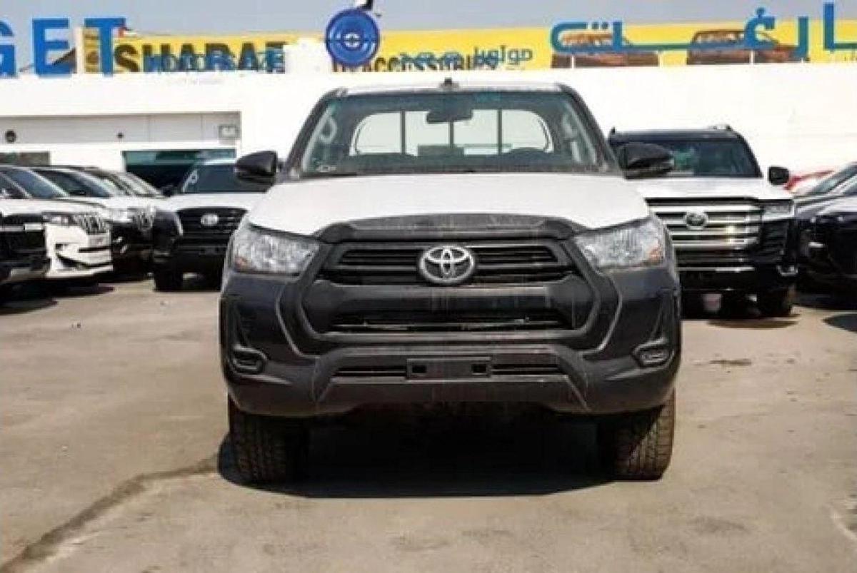 Toyota Hilux Toyota hilux mid option 2.4L diesel MY2025-1-1