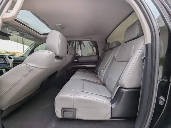 2019 Toyota Tundra Crewmax Limited -V8 5.7L - American Specs - GCC Ready