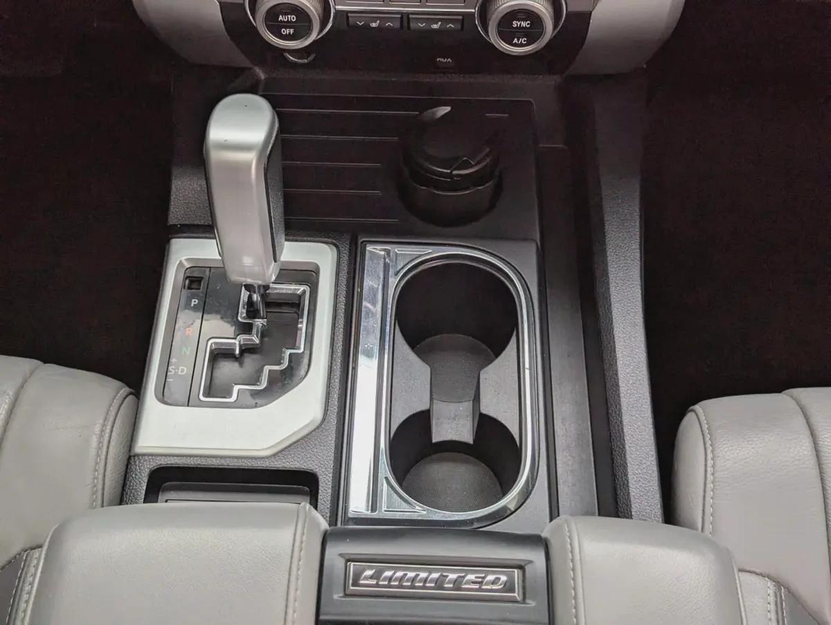 2019 Toyota Tundra Crewmax Limited -V8 5.7L - American Specs - GCC Ready-9-9