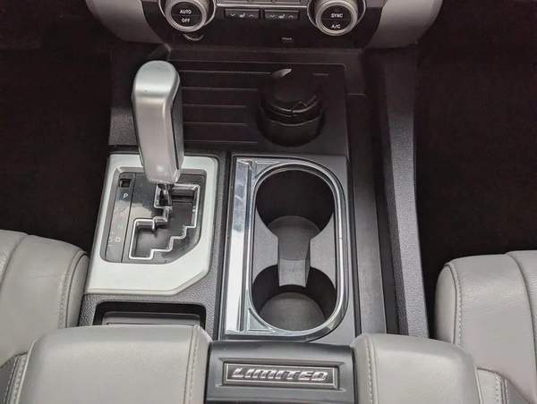 2019 Toyota Tundra Crewmax Limited -V8 5.7L - American Specs - GCC Ready