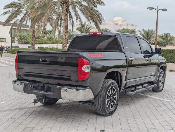2019 Toyota Tundra Crewmax Limited -V8 5.7L - American Specs - GCC Ready