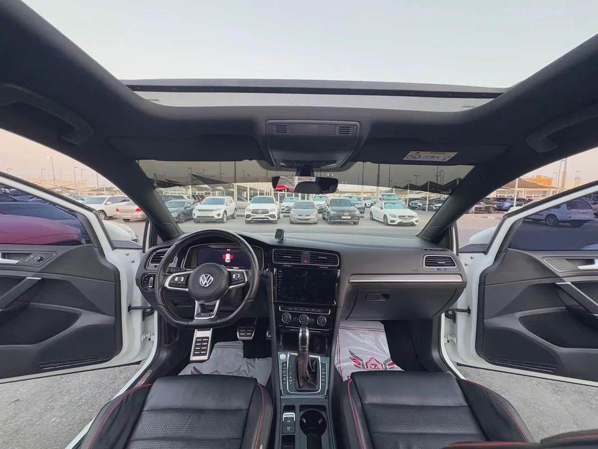 جولف GTI موديل 2018 خليجى بانوراما فل اوبشن صبغ الوكاله بحاله ممتازه-10-10