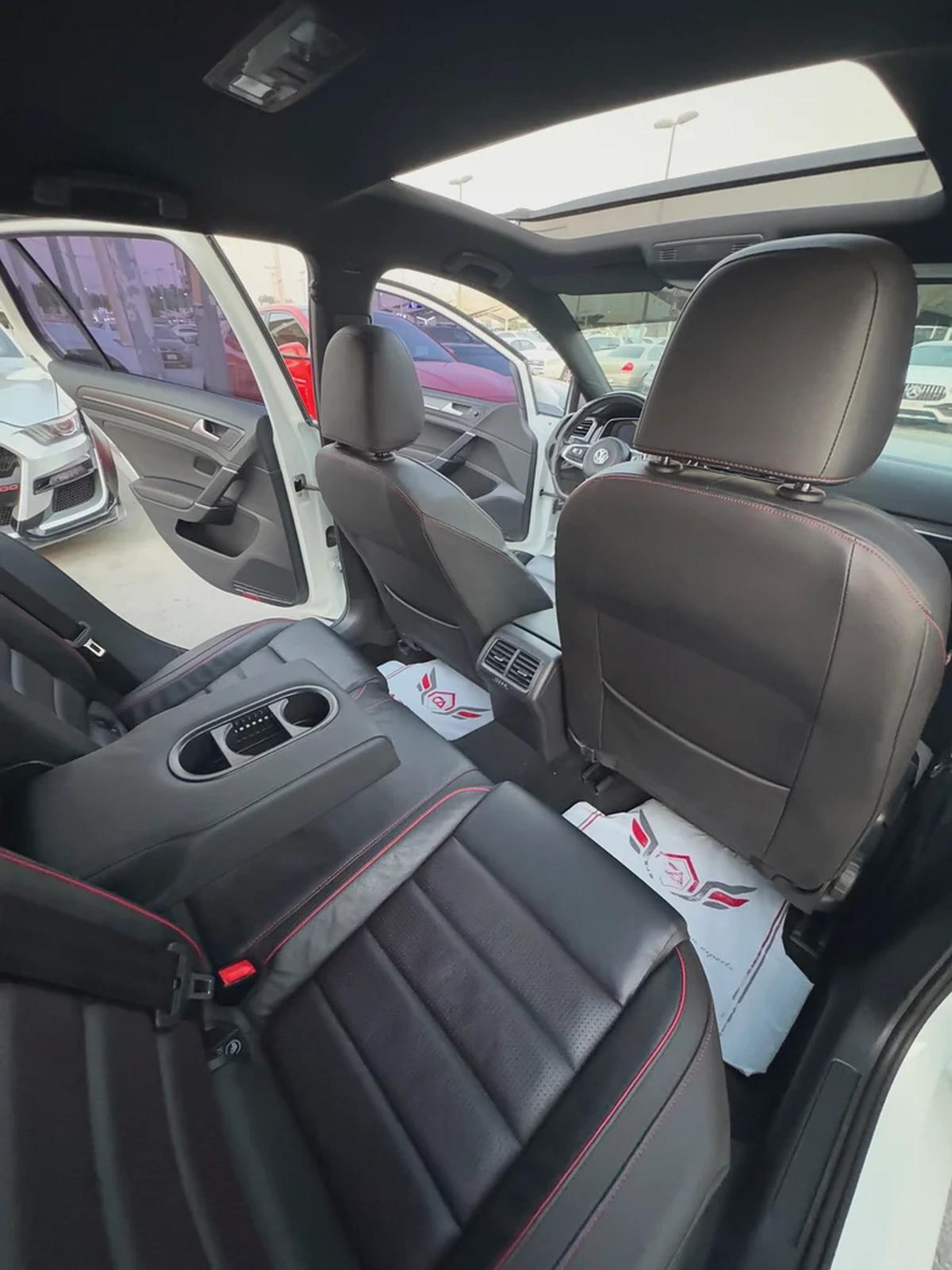جولف GTI موديل 2018 خليجى بانوراما فل اوبشن صبغ الوكاله بحاله ممتازه-18-18